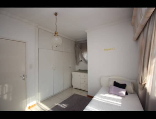 5 BEDROOM HOUSE TO LET IN BEDFORD GARDENS